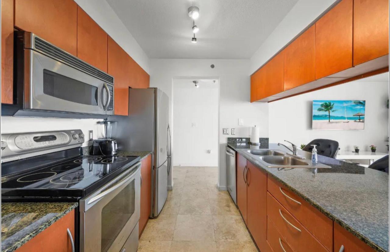 Stunning 2Br Condo Brickell-Waterviews-Freeparking Маями Екстериор снимка